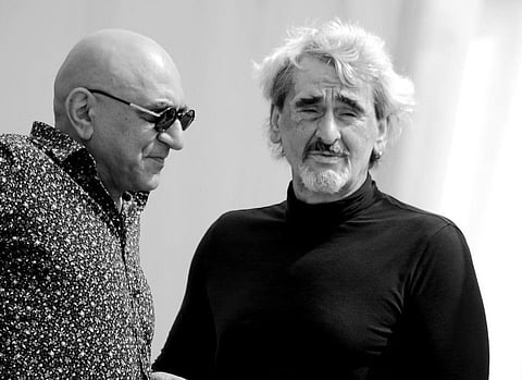 Don’t Lose Heart ! Bald men more confident, attractive: Study