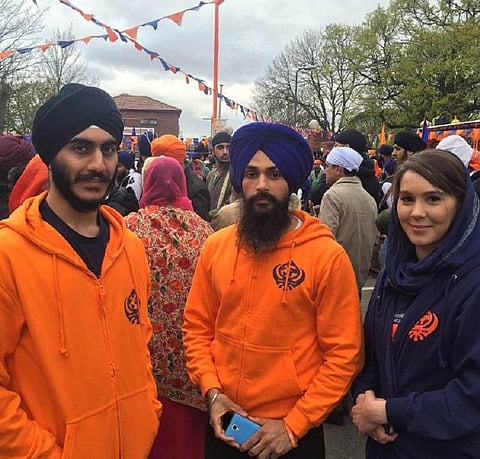 Khalsa Aid: This Sikh Relief Organisation is Restoring Faith in Humanity Since 1999