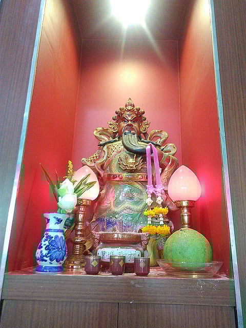 People from East Java Community Organisations Demand Demolition of a Chinese God Statue