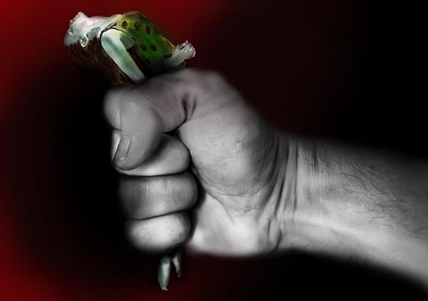 Western People View Handshake More Positively Than East Asians