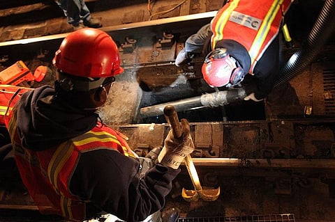 MBAs And BTechs Clean Drains To Qualify As Sweepers In Allahabad Municipal Corporation, Uttar Pradesh