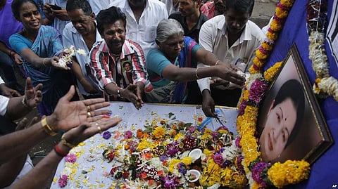Tamil Nadu CM J. Jayalalithaa’s last Rites as per rituals of the Iyengar community, which is an integral part of Dravidian Culture