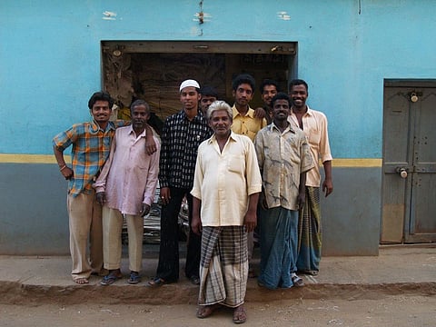 Officials deny Entry to a Man wearing White Check ‘Lungi’ into the Visitor’s Gallery in Kerala Assembly