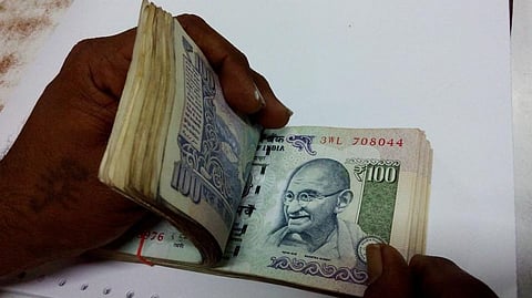 To Tackle Cash Crunch, Banks in India disbursing Soiled Currency Notes, sprayed with Perfume and Insecticides