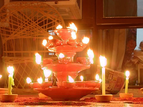 Plastic, paper scraps and Metal wastes turn into Decorative Light Strings and ‘Diyas’ for Diwali in Rajasthan