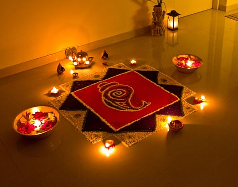 ‘Dhanteras’: The Vibrantly Celebrated Hindu Festival Marks the Start of Diwali Celebrations