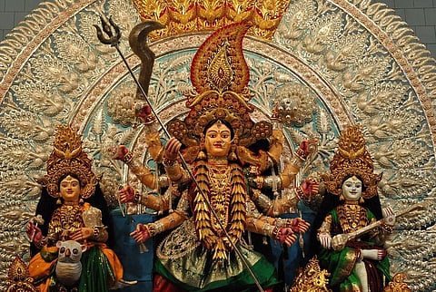 West Bengal celebrates Mahanavami, Fourth day of Durga Puja with community Feasts