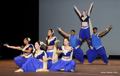 Imran Khan’s Anti-corruption Mantra: Pakistan Zindabad Rally takes place in Karachi to protest against corruption by Prime Minister Nawaz Sharif and family