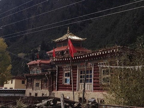 China bans a Tibetan festival as villagers refuse to fly Chinese Flag