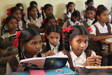 Meet Dharampal Saini : The man who made it possible for tribal girls in Bastar to attend school