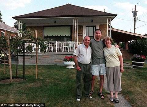 For First Time in 130 Years, American Adults are Living more with their Parents than Partners in USA