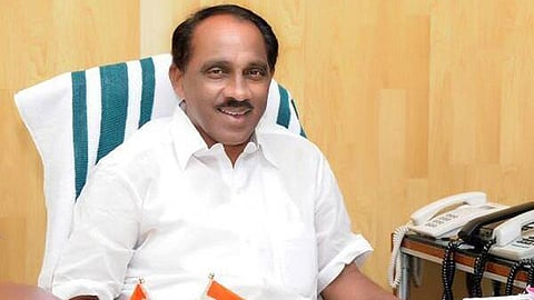 Kerala excise minister Babu resigns, court orders case against him in bar scam