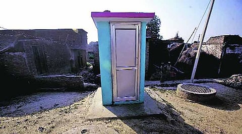Home toilets must for contesting Maharashtra civic polls