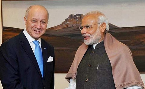 Modi meets French foreign minister, conveys expectation about positive outcome at climate summit