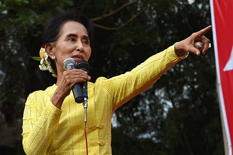 Suu Kyi wins Myanmar polls sans social media