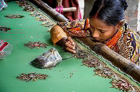 Handicraft artisans accuse J&K government of indifference