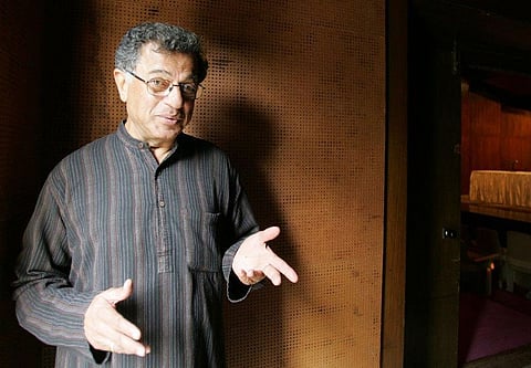 Girish Karnad apologizes for his remarks about Kempe Gowda
