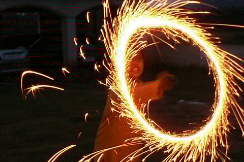 Delhi High Court rejects firecrackers seller’s license