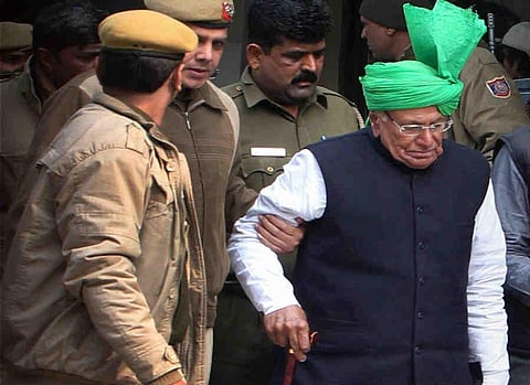 Congress questions AAP, BJP on Chautala parole issue
