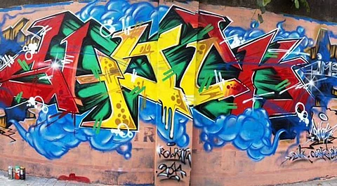 Graffiti gangs give new meaning to Kolkata’s walls