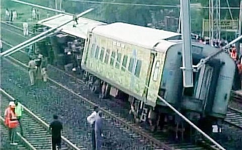 Karnataka train derailment: 2 dead, 8 injured