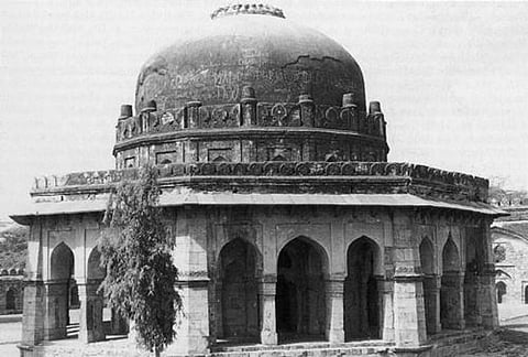 Paharganj proclaims noble heritage, 2 Sultanate monuments restored to former glory