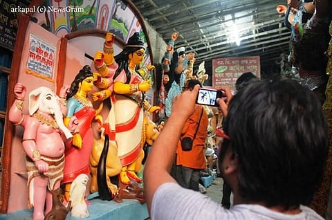 Artists behind Bengal’s most celebrated festival