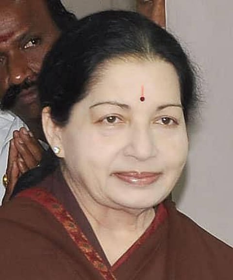 Jayalalitha takes lead in Radhakrishnan Nagar by-poll