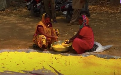 The women self-help groups of the remote tribal area are working hard to ensure their herbal gulal made by using forest produce reaches the tourists who visit Udaipur to celebrate Holi