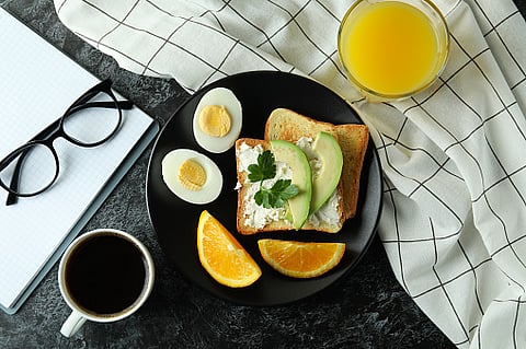 The most challenging issue in the office routine is preparing a healthy breakfast. A meal that does not consume much time and is easy to prepare so you can reach the office on time. (Unsplash)