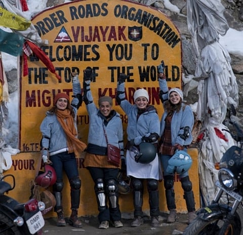 'धक धक' बनी दिल्ली से खारदुंग ला तक की साहसिक सड़क यात्रा वाली पहली फिल्म