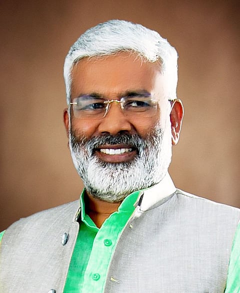 मोदी और योगी जी की सरकार साकार कर रही है डॉ.श्यामा प्रसाद मुखर्जी के सपने को: स्वतंत्रदेव सिंह