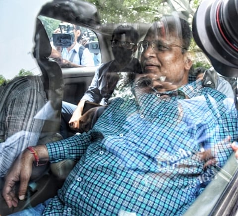 दिल्ली हाईकोर्ट ने सीएम विचार पर छोड़ दिया सत्येंद्र जैन निलंबित मामला
