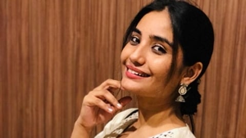 पंकज त्रिपाठी मिलनसार है उनसे बहुत कुछ सीखने को मिला : खुशबू आत्रे