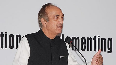 समर्थकों के इस्तीफे के बाद गुलाम नबी आजाद बनाएंगे नई पार्टी