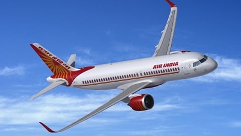 रूस के सुनसान इलाके में फंसे Air India के यात्री फर्श पर सोने को मजबूर (IANS)