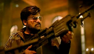 चिरंजीवी ने 'गॉडफादर' के रूप में एक मजबूत प्रदर्शन दिया।