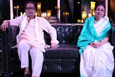 उषा मंगेशकर और हृदयनाथ मंगेशकर