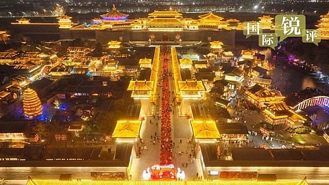 वसंत महोत्सव में चीन का एक दृश्य