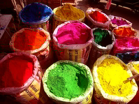 बिहार में आज भी होली पर सुनने को मिलेंगे फाग के लोकगीत (Wikimedia Commons)