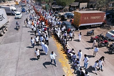 भगवान गौतम बुद्ध की अस्थियों का प्रदर्शन (IANS)