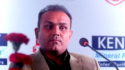 वीरेंद्र सहवाग का 15 साल का बेटा आईपीएल के लिए कड़ी मेहनत कर रहा (ians)