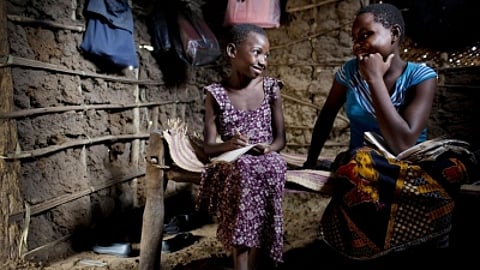 तंजानिया की 9,011 स्कूली छात्राएं हुई गर्भवती (IANS)