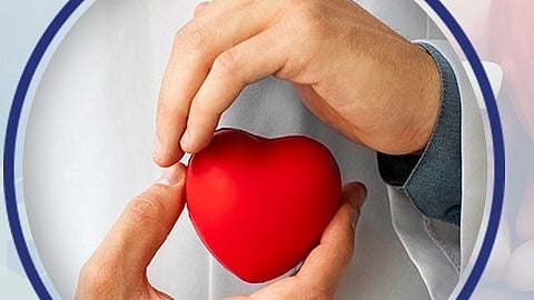 अजीबोगरीब मामला: हार्ट सर्जरी के साथ महिला ने दिया बच्चे को जन्म