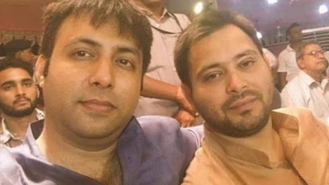 लालू प्रसाद यादव के समधी के घर सुबह 8 बजे से ईडी की रेड जारी(ians)