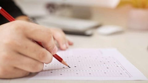 दिल्ली के आस्तिक नारायण ने JEE Mains की परीक्षा में 100 फीसद अंक हासिल किए(IANS)