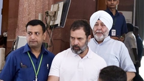 राहुल गांधी की मुश्किलें बढ़ रही (Ians)
