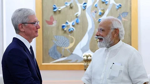 पीएम मोदी ने एप्पल के सीईओ टिम कुक से मुलाकात की(IANS)