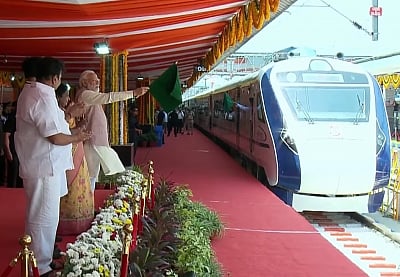 सिकंदराबाद–तिरुपति वंदे भारत एक्सप्रेस (IANS)