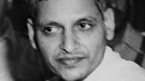 नाथूराम गोडसे: जन्म से फांसी के फंदे तक सब कुछ(Wikimedia commons)